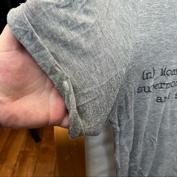 “Mombie” t-shirt - Picture 4 of 8